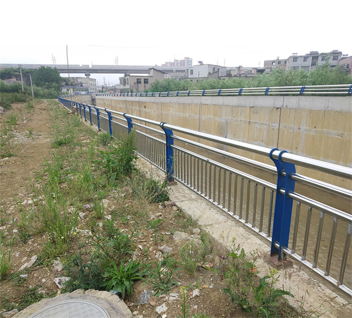 河道護(hù)欄
